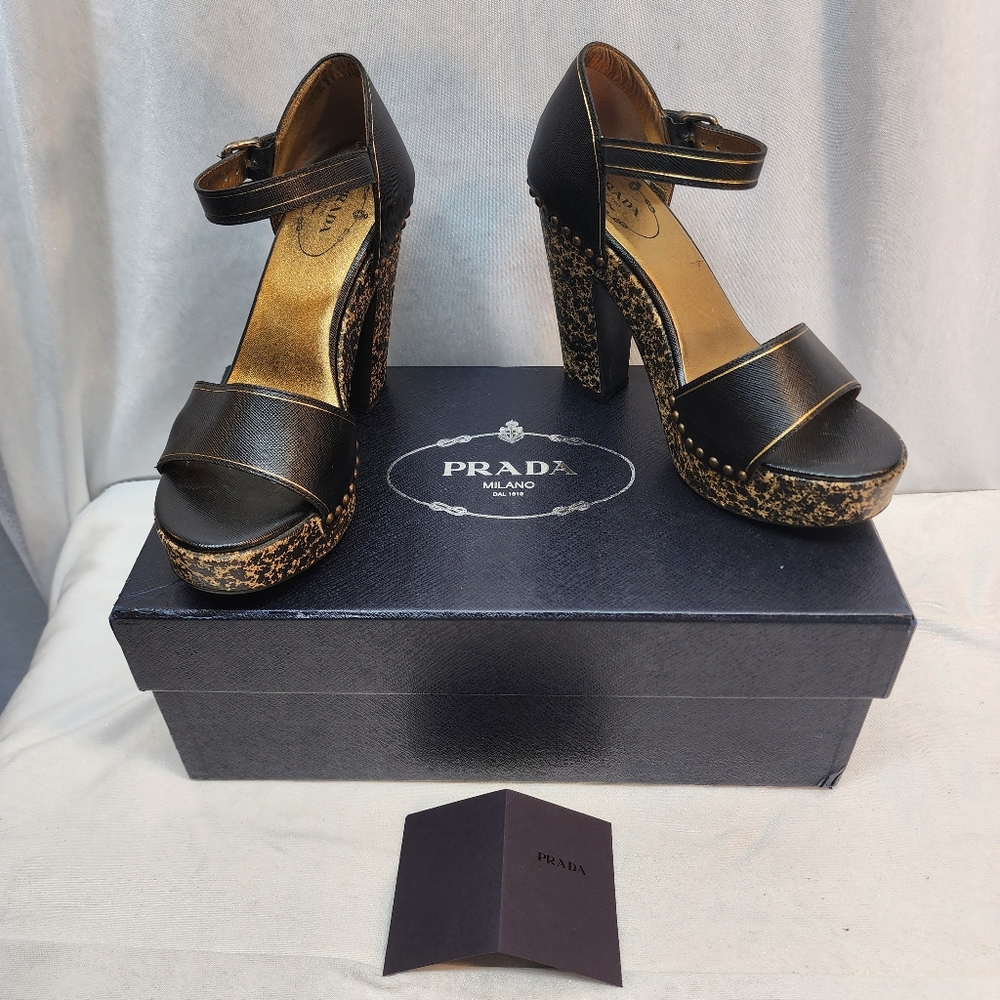 Prada Platform Studded Heels Prada Size 37 US 7 Stunning! Made in Italy  🇮🇹